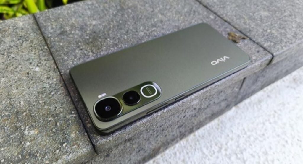 Vivo Y400 Price in Pakistan